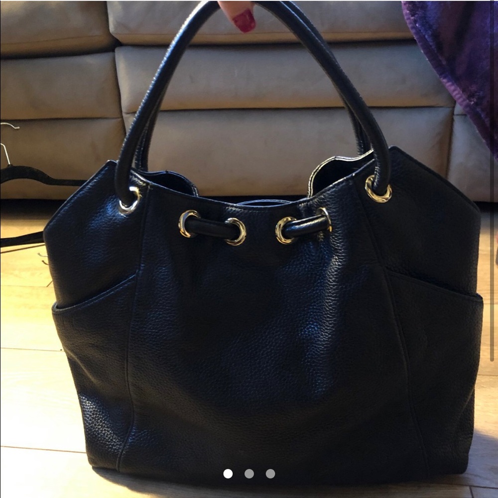 Michael kors black purse